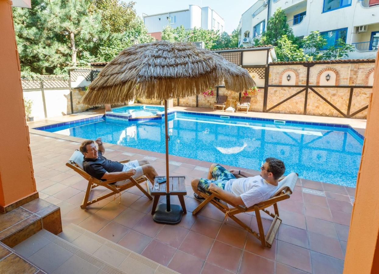 Casa Del Mar Apartments Слънчев бряг Екстериор снимка