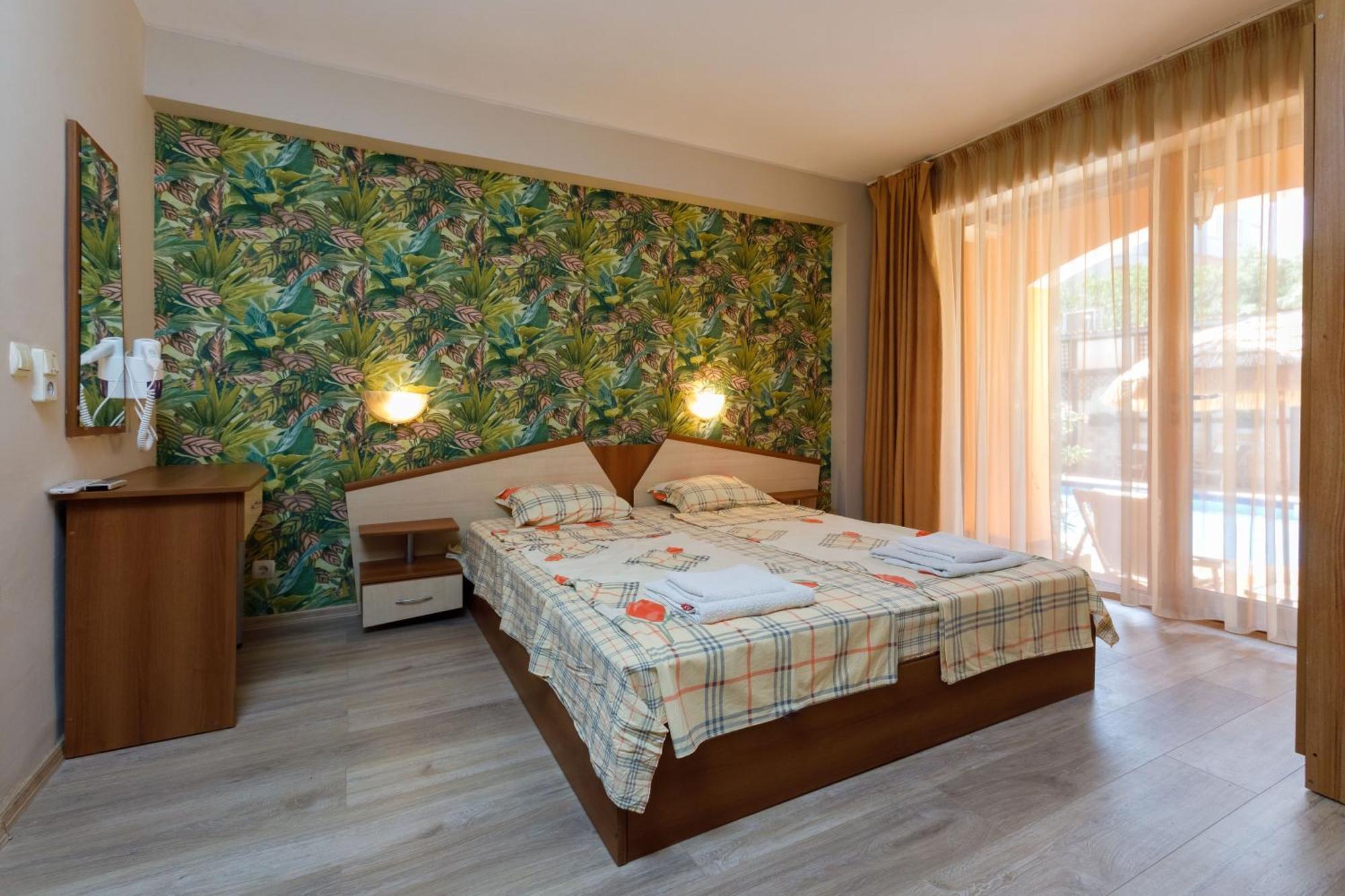 Casa Del Mar Apartments Слънчев бряг Екстериор снимка