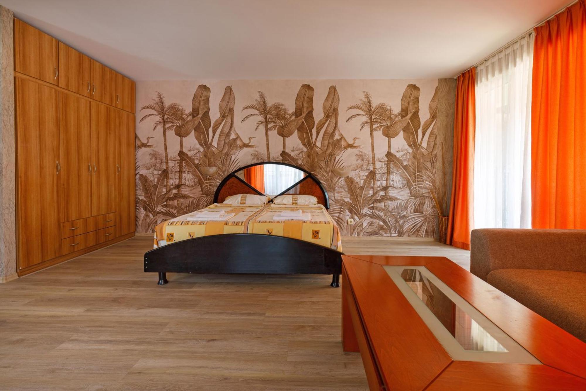 Casa Del Mar Apartments Слънчев бряг Екстериор снимка